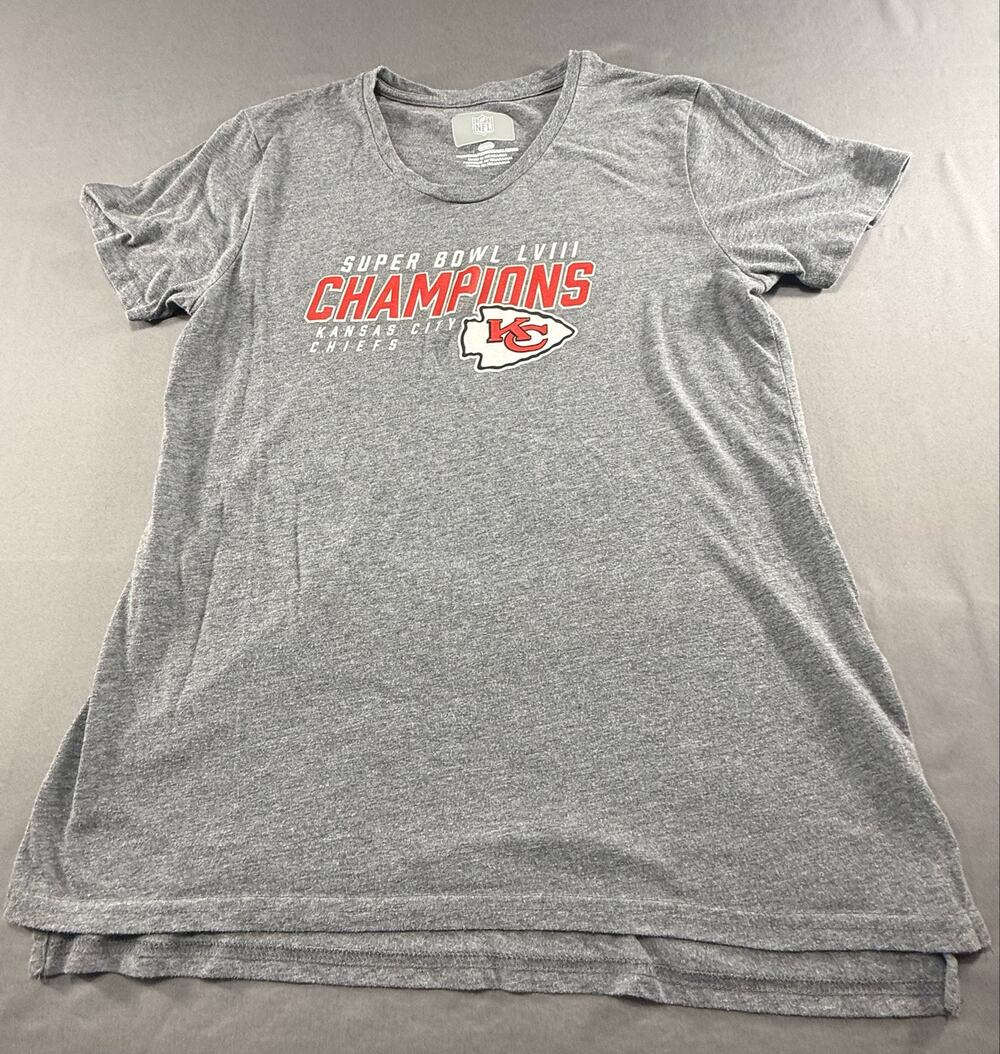Kansas City Chiefs Super Bowl LVIII Champions Women’s Gray T-Shirt NFL Size M